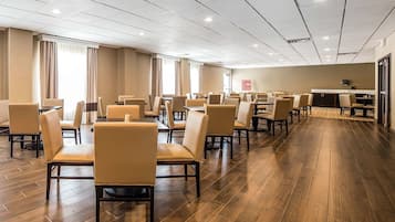 Dagelijks continentaal ontbijt inbegrepen