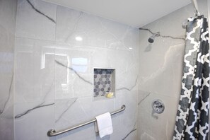 Bathroom - Sunrise Inn by OYO Titusville FL (Titusville)