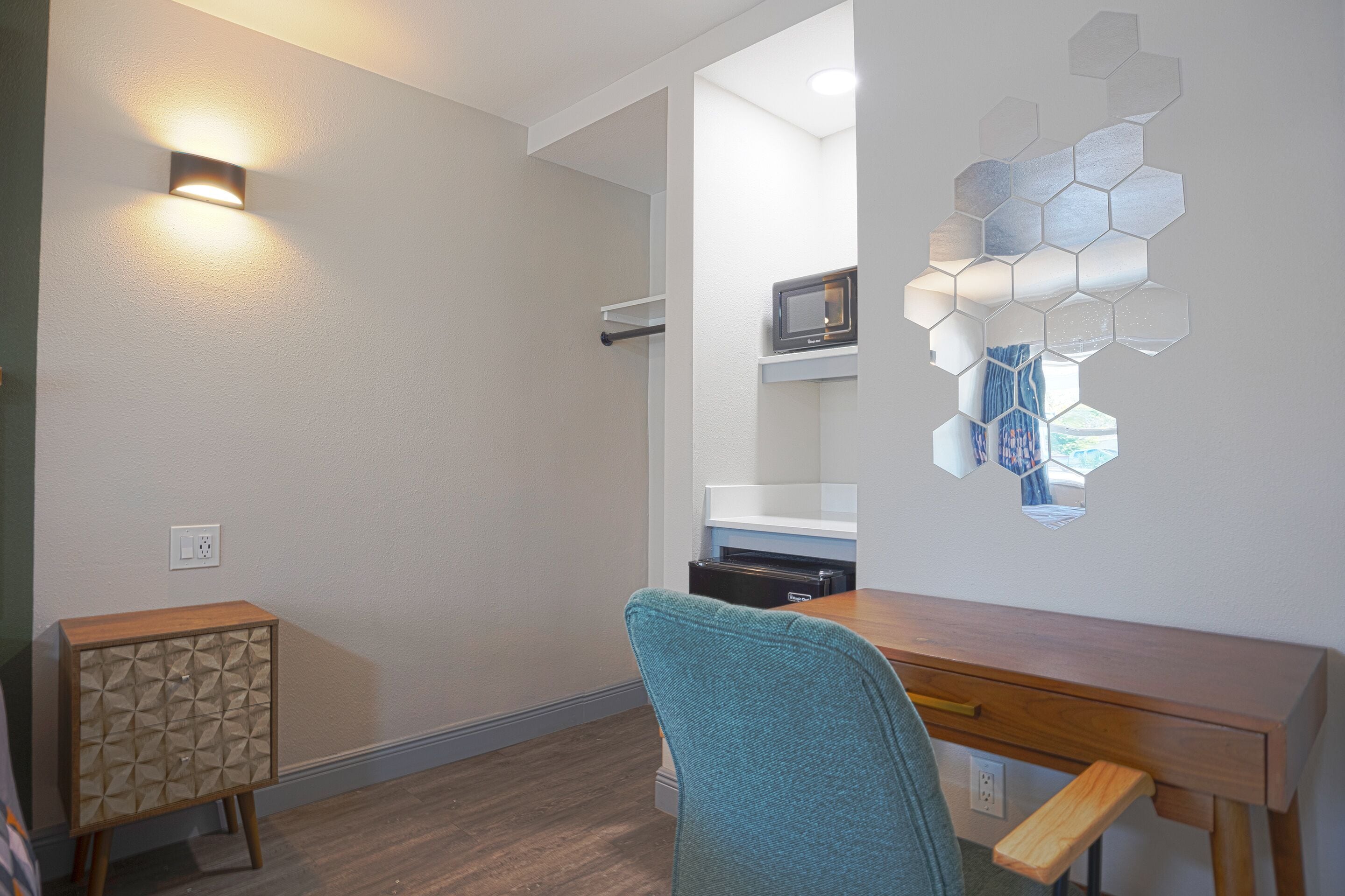 Appartement, 1 chambre | Bureau, fer et planche à repasser, accès au Wi-Fi (inclus)