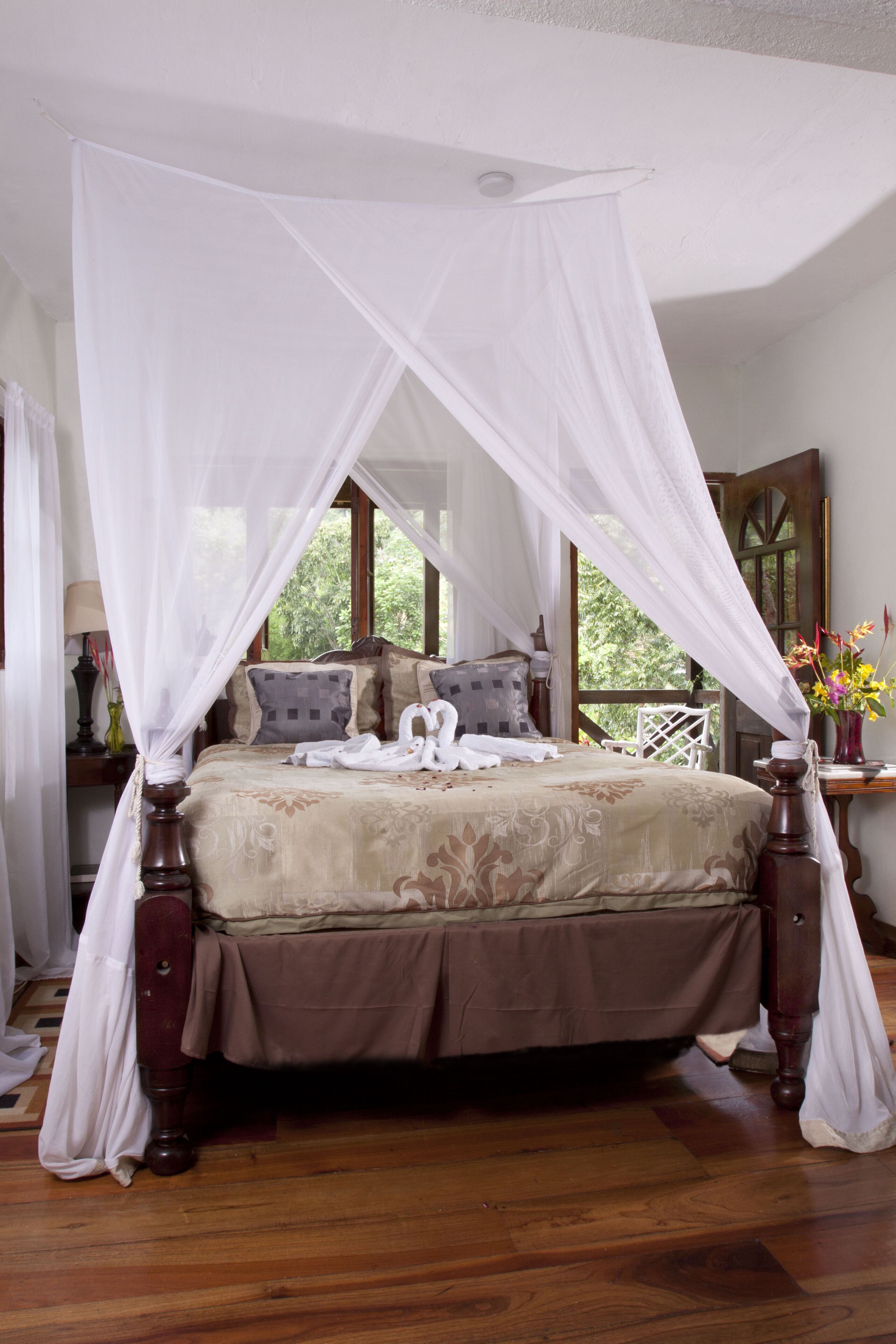 Individually decorated, individually furnished, iron/ironing board