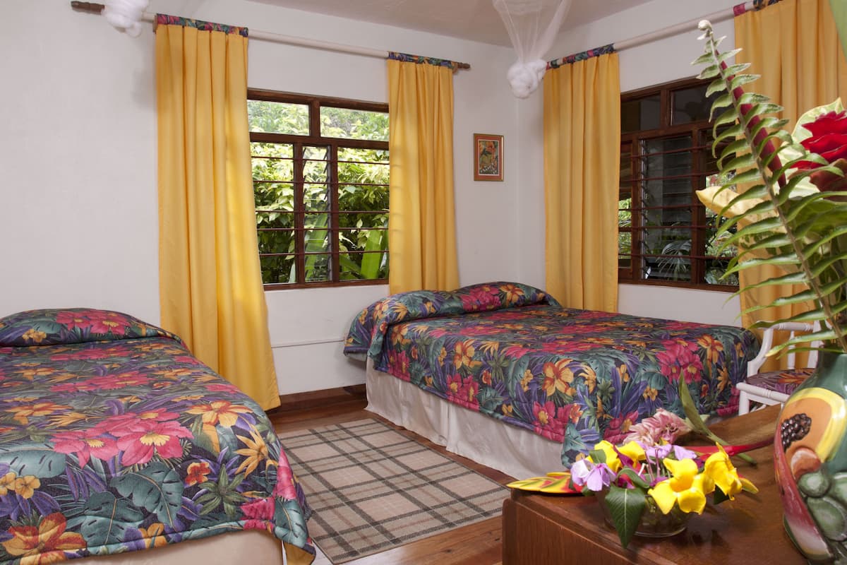 Standard Room, Balcony, Mountain View