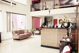 Mostrador de check-in y check-out