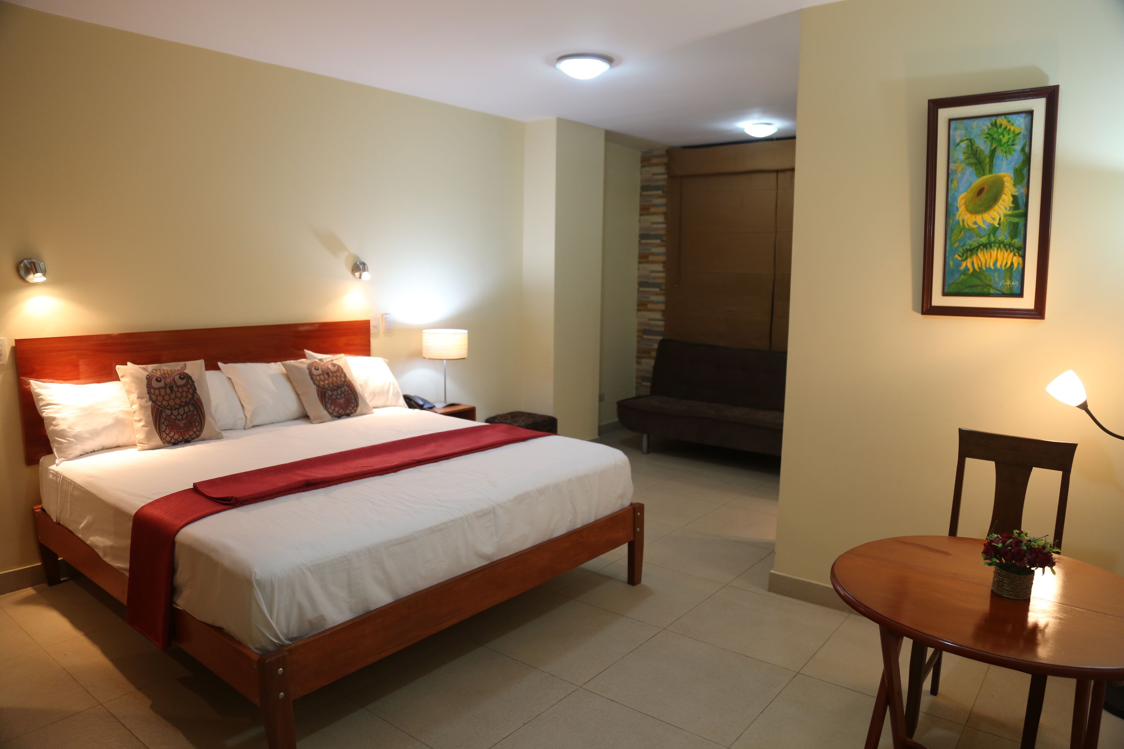 premium bedding, in-room safe, individually decorated