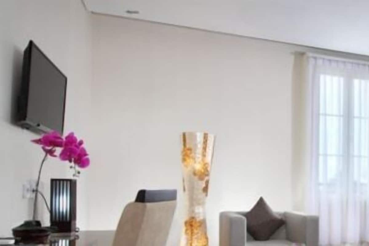 1 slaapkamer, luxe beddengoed, een kluis op de kamer, een bureau