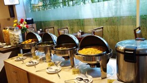 Breakfast and dinner served  - Hotel Namira Syariah Pekalongan (Pekalongan)