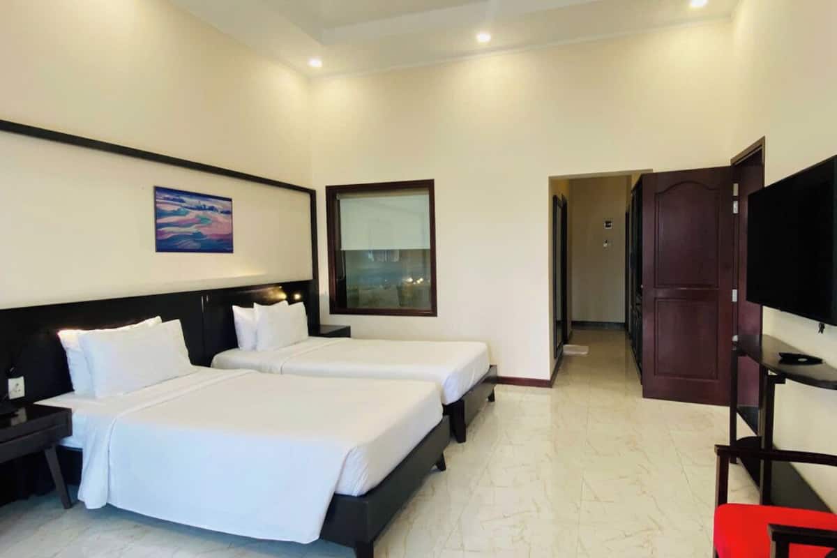 Panoramic Studio, Beach View | Premium bedding, minibar, in-room safe, desk