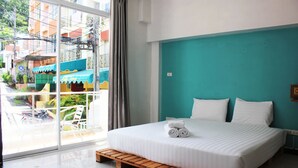 Basic Room, 1 Queen Bed, Non Smoking, Mountain View - Kata Sea Boutique (Karon)