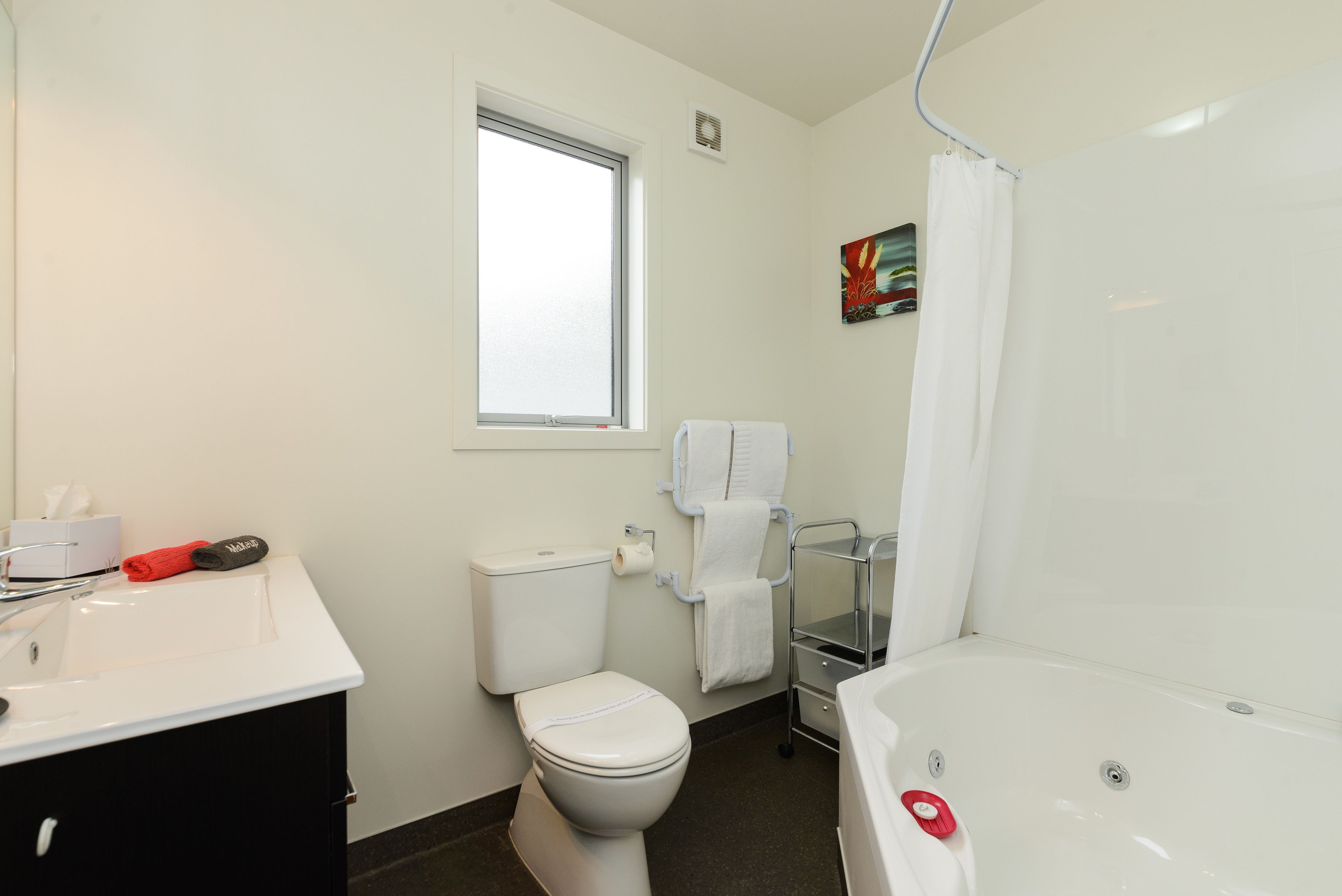 Standard Studio, Kitchen (Twin Studio Spa) | Private spa tub