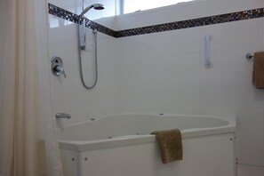 Chuveiro/banheira combinados, banheira de hidromassagem