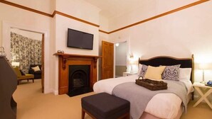 Interior - Hosking House (New Plymouth)