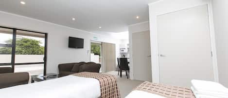 1 bedroom, blackout curtains, soundproofing, iron/ironing board