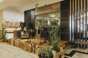Lobby - Comforta Hotel Tanjung Pinang (Tanjung Pinang)