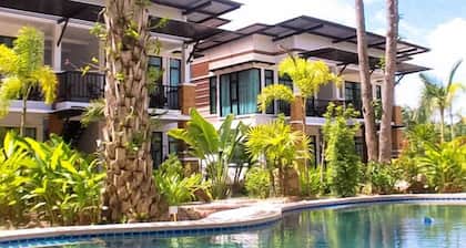 Nattha Waree Hot Spring Resort and Spa