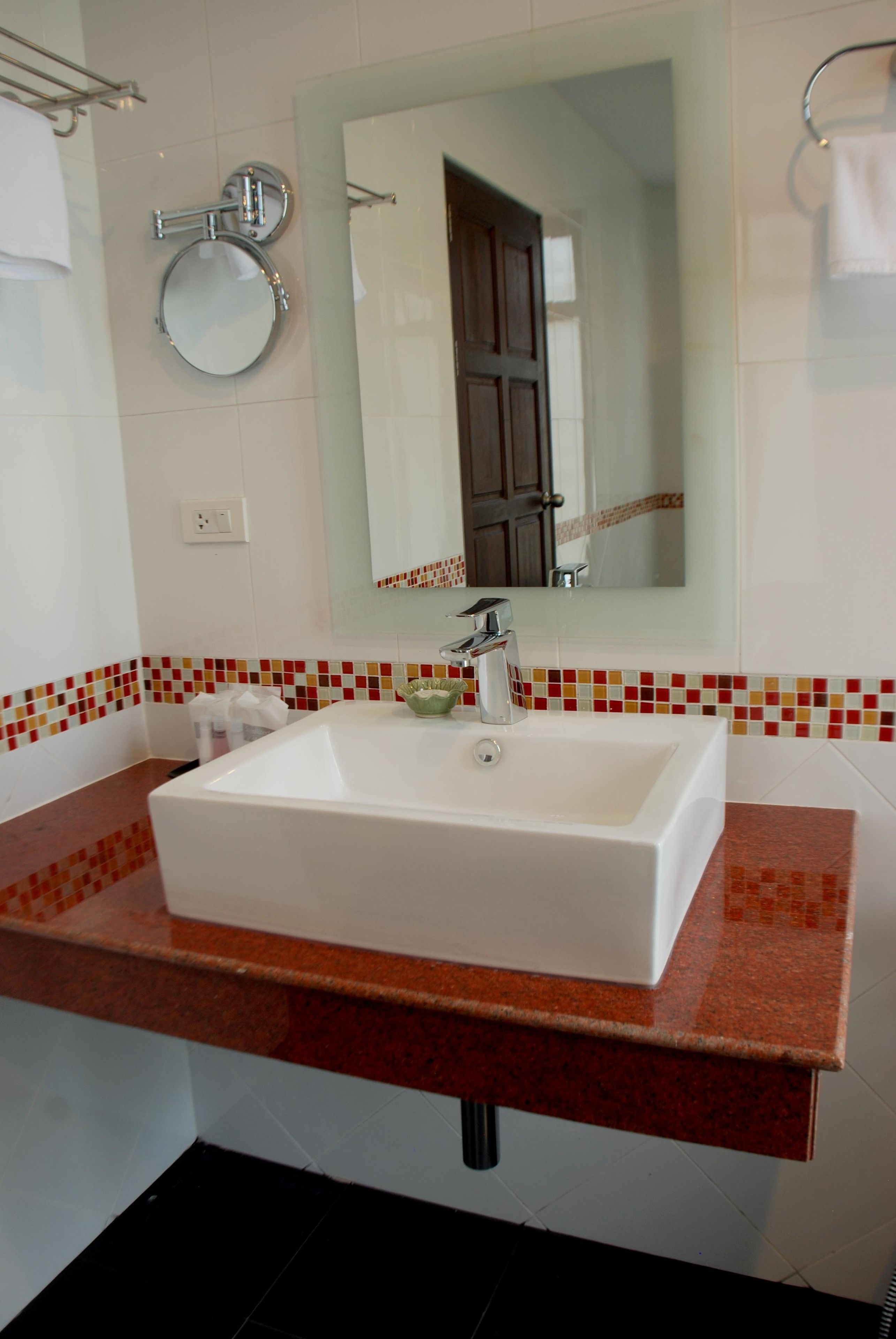 superior double room | bathroom sink