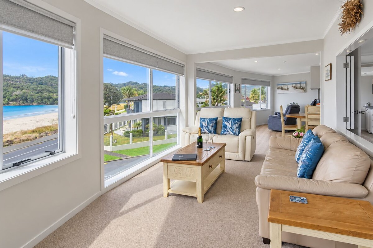 Penthouse Suite, Two Bedrooms with Kitchenette and Commanding Sea View | Iron/ironing board, WiFi (free), bed sheets