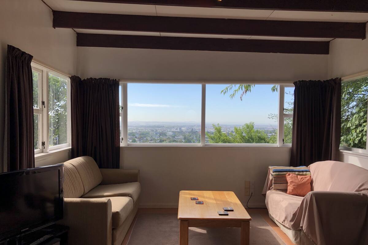 Panoramic Cottage, Kitchen, Mountain View | Ruang kerja komputer riba, kalis bunyi, Wi-fi percuma 