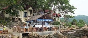 Sunrise Villas Resort