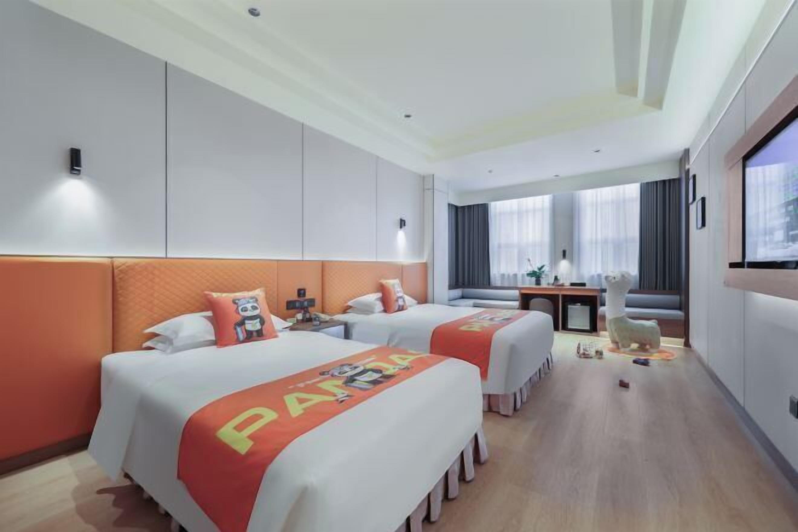 Minibar, in-room safe, alarm clocks, wheelchair access