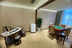 Minibar, in-room safe, alarm clocks, wheelchair access - Haotian Guotai Hotel (Chengdu)