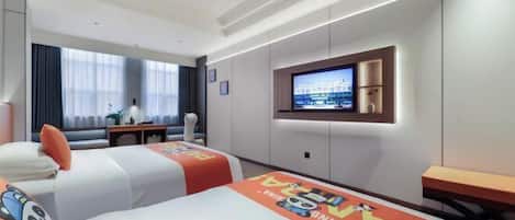 Minibar, in-room safe, alarm clocks, wheelchair access