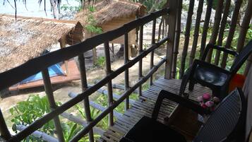 Beach Hut | Balcony