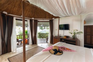 Jungle Lodge | Frette Italian sheets, premium bedding, minibar, in-room safe - The Jungle Club (Koh Samui)