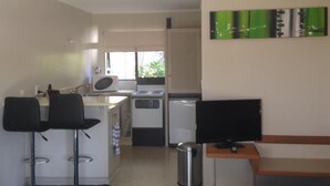Private kitchen - Motuoapa Bay Motels (Motuoapa)