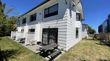 Deluxe Apartment, Non Smoking, Kitchen (3 bedroom apartments) | Exterior