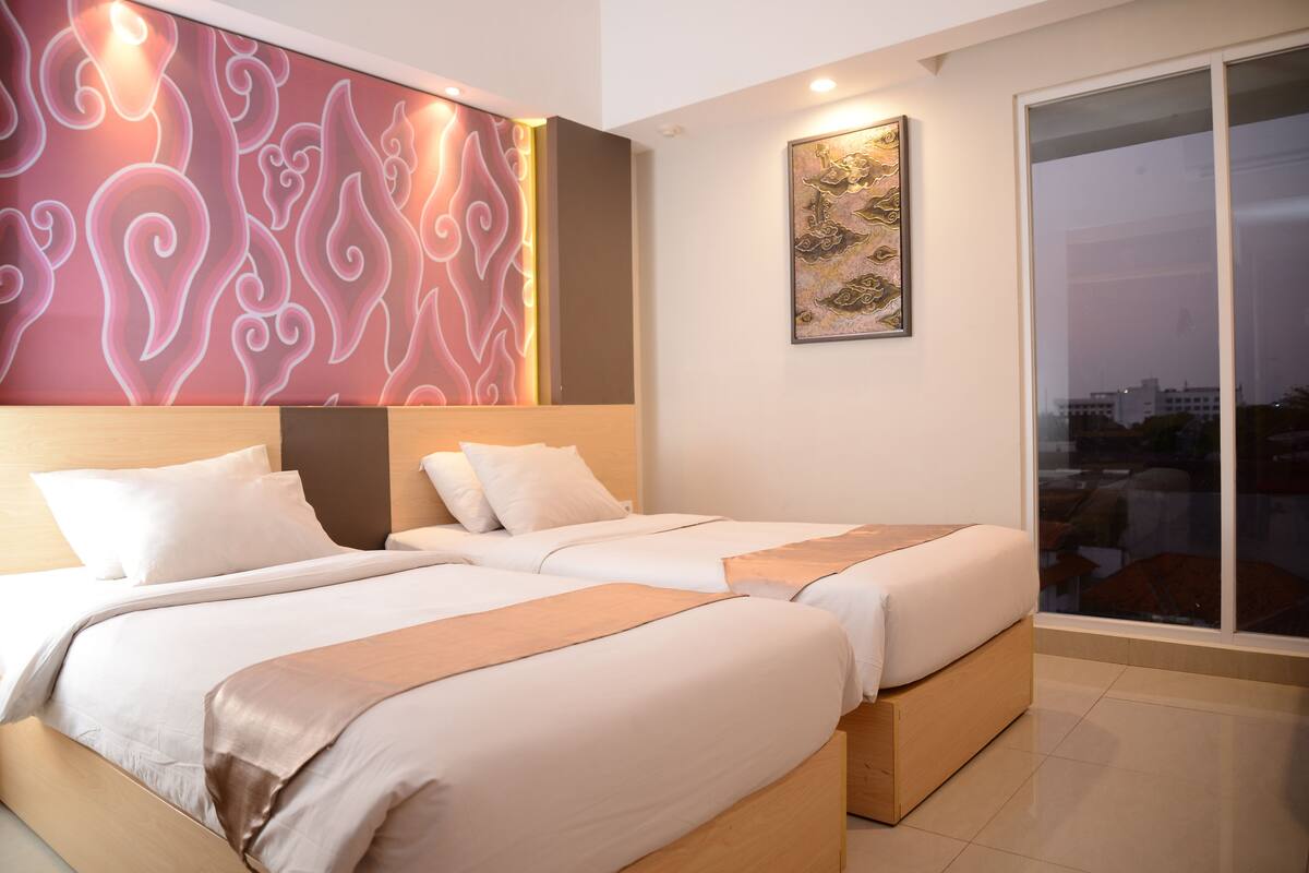 1 bedroom, desk, iron/ironing board, free wifi