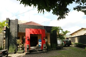Hiên
