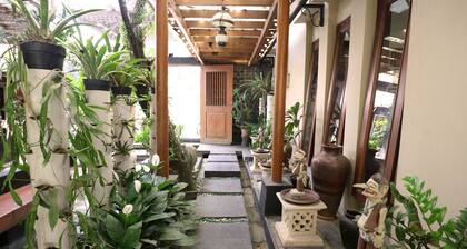 Adya Nalendra Boutique Hotel