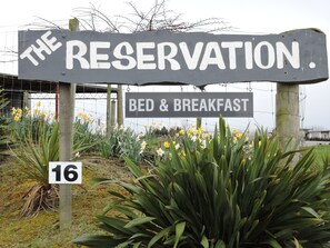Exterior - The Reservation B&B (Gore)