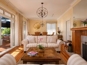 Casa de campo | 1 habitación, camas con pillow-top y artículos del minibar gratis