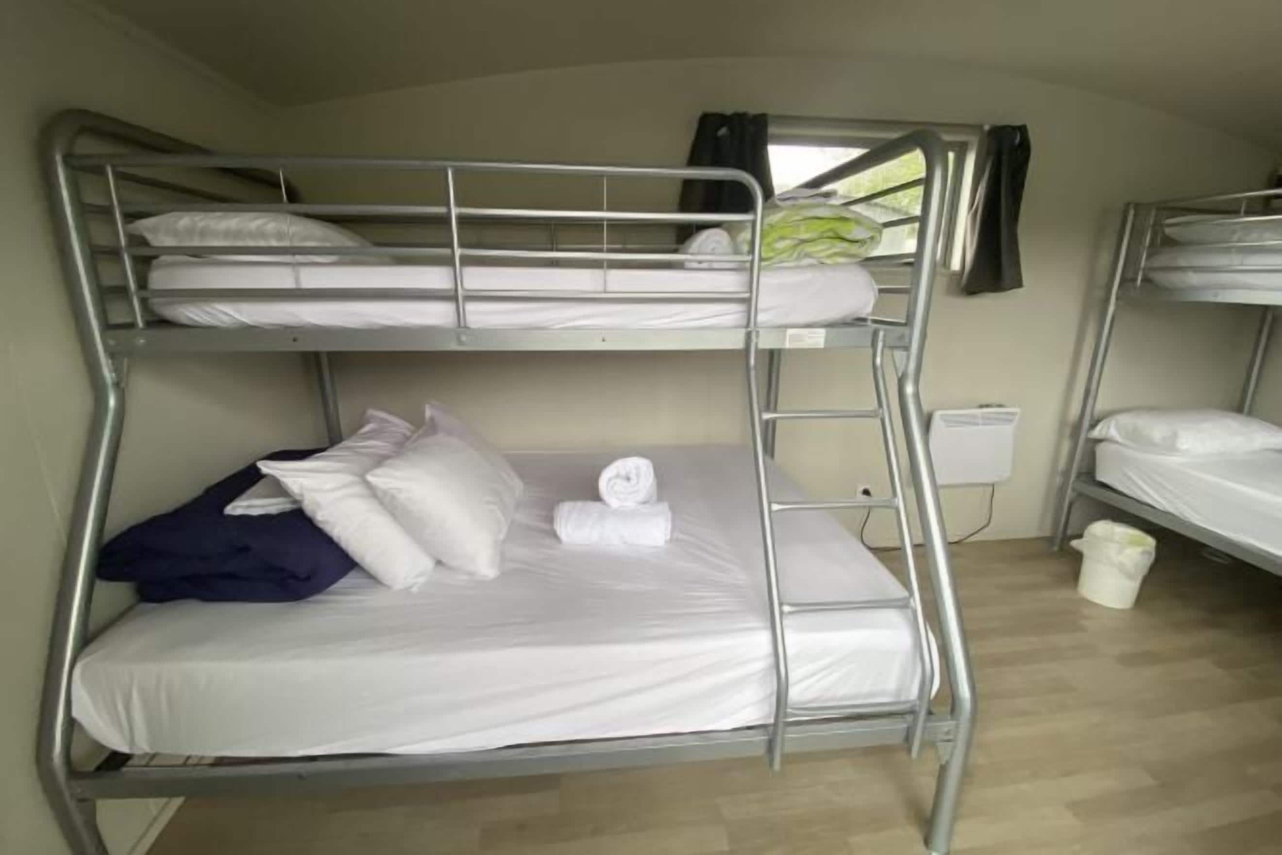 Individualmente decorados, cortinas blackout, Wi-Fi (sobretaxa)