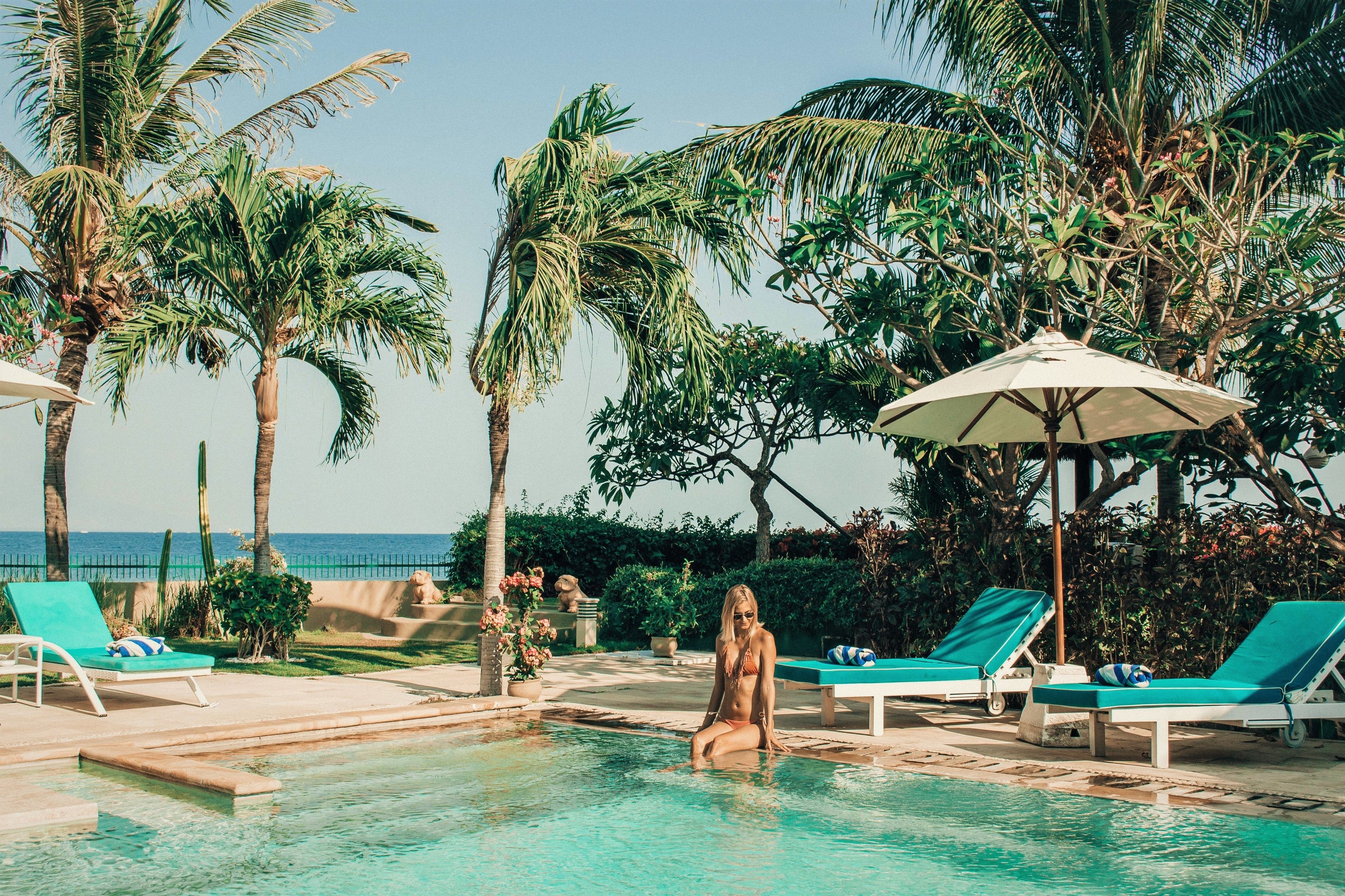 outdoor pool, pool loungers