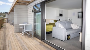 Studio – deluxe, ikke-røyk, tekjøkken (Superior) | Terrasse/patio