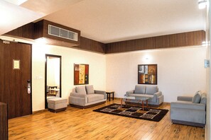 Presidential Suite | 1 bedroom, premium bedding, down comforters, memory foam beds - Pride Premier Solitaire Dehradun (Dehradun)