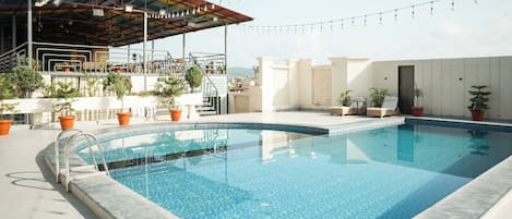 Seasonal outdoor pool