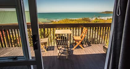 The Kaka Point Motels