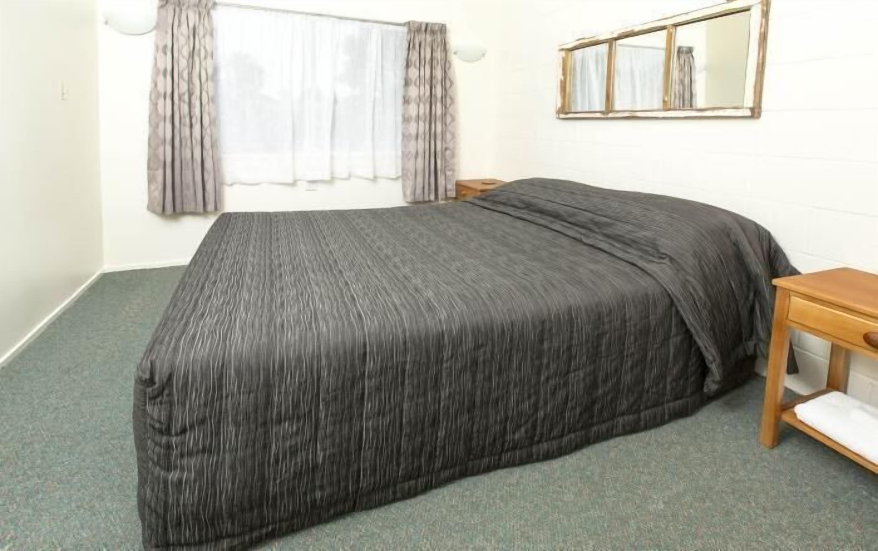 One Bedroom Unit For Three