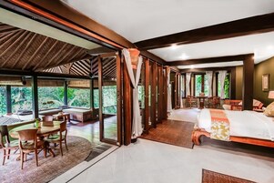 1 habitación, minibar, caja de seguridad en la habitación y escritorio 