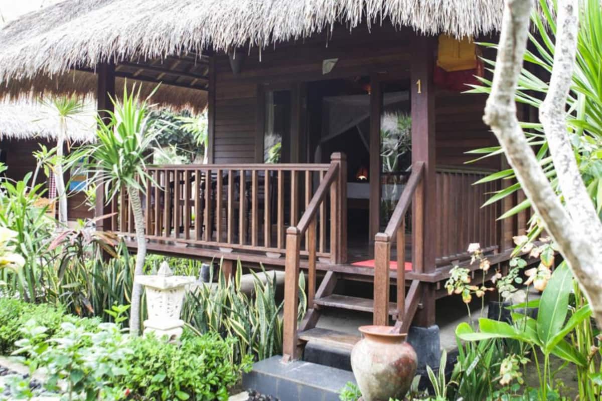 Bungalow | Escritorio, wifi gratis, ropa de cama