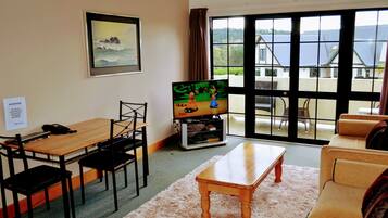 Executive Two Bedroom Spa Bath Suite  | Living area