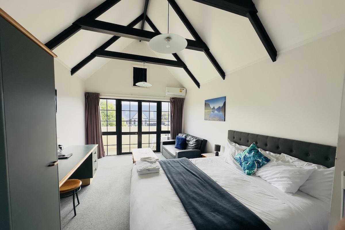 Deluxe Studio, 1 Bedroom