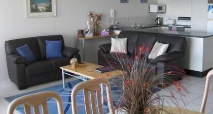 Seafarer Chase Holiday Apartments