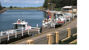 Apartment, 2 Bedrooms, Kitchen, River View | Lake - Port Fairy Getaway (Port Fairy)