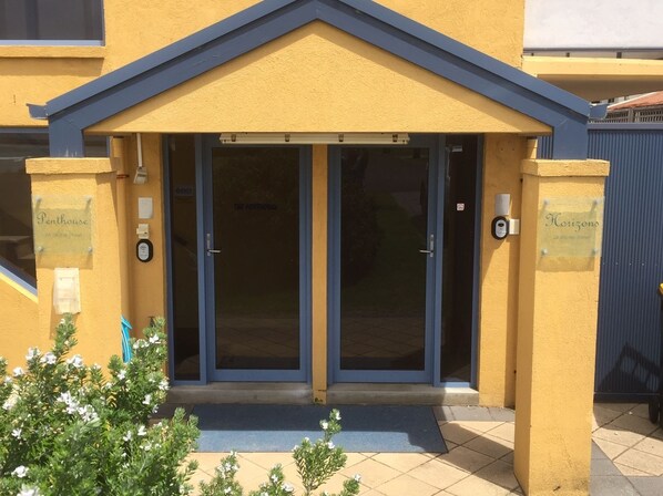 Property entrance - Port Fairy Getaway (Port Fairy)