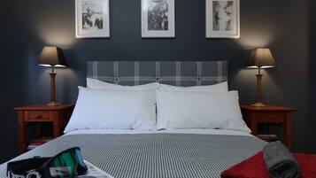 遮光窗帘、熨斗/熨板、免费 WiFi、床单