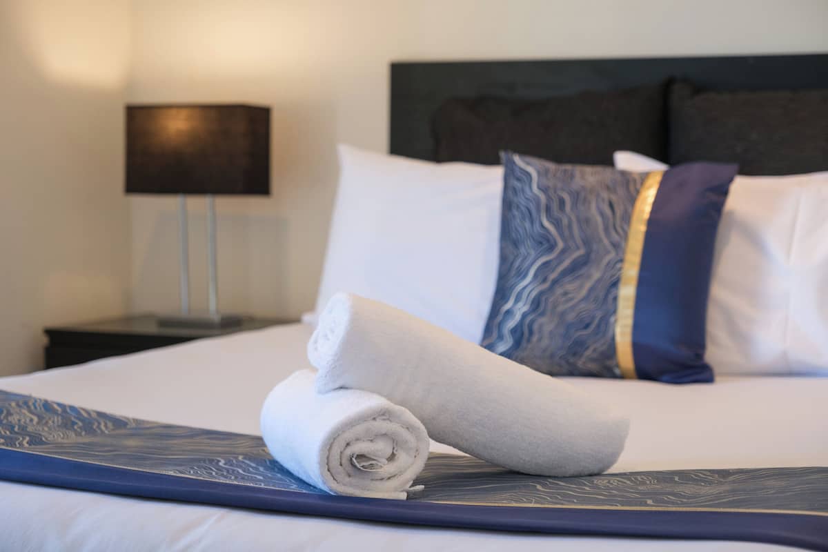 Economy Queen Room