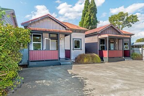 Exterior - Travellers Inn Motel (Gisborne)